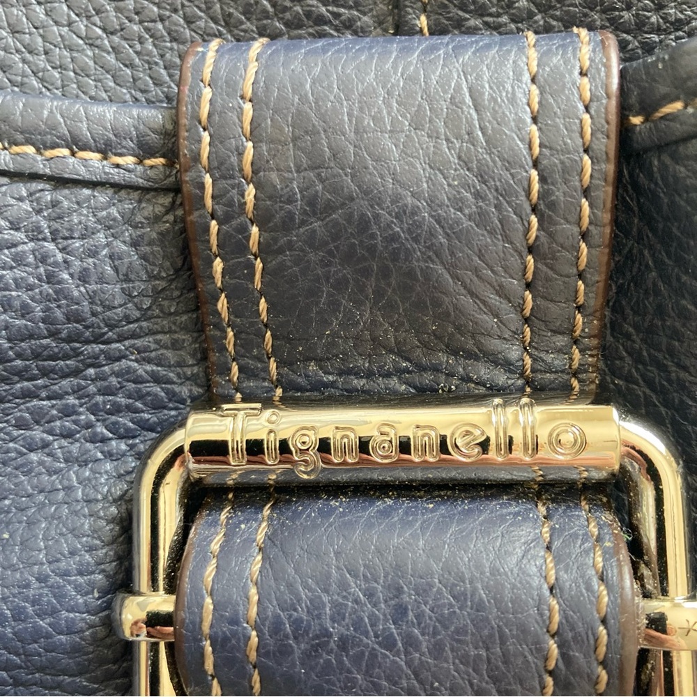 TIGNANELLO 100% LEATHER TRAVEL/EVERY DAY ADJUSTABLE CROSSBODY/SHOULDER B… - Picture 13 of 17